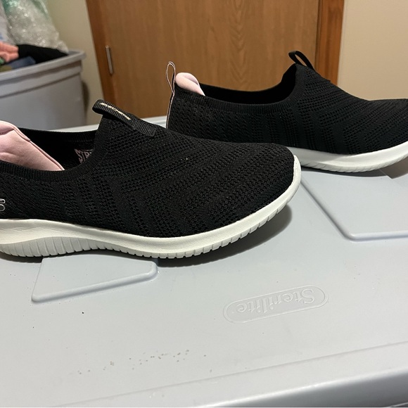 🔥Skechers Ultra Flex Washable Knit Slip-Ons - Elegant Pick - Picture 9 of 10